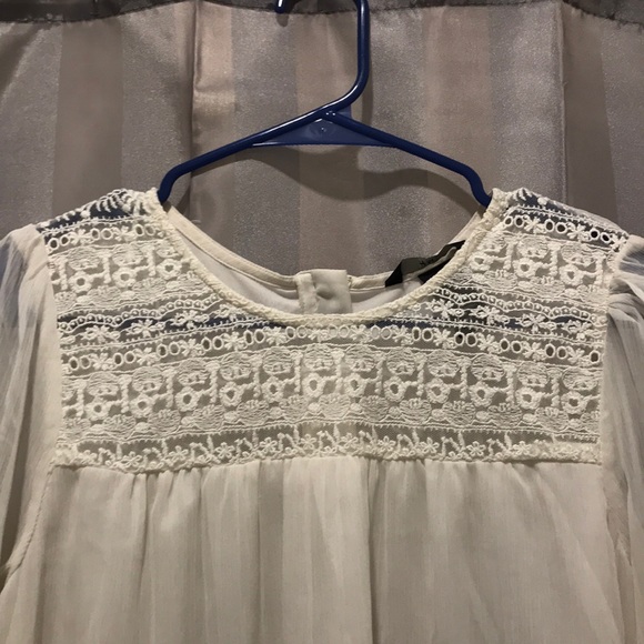 NWOT H&M Ivory Lace Blouse - Picture 3 of 4